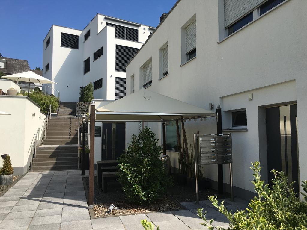 Wohnraum Hotel & Gaestehaus Gusterath Exterior foto