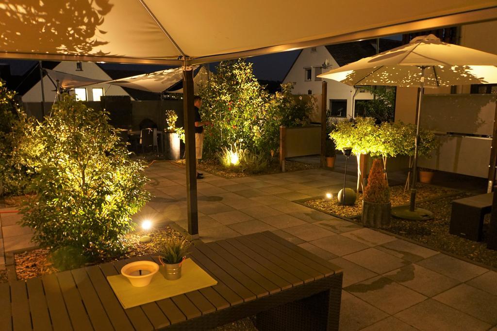 Wohnraum Hotel & Gaestehaus Gusterath Exterior foto